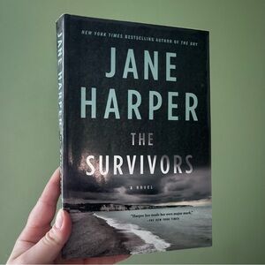 📚 4/25$ 📚 The Survivors by Jane Harper